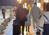 未買5萬手鐲被趕下車?官方立案