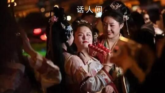 過年曹縣漢服賣了3個(gè)億 廠家忙壞了