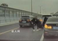 杭州賓利司機(jī)行兇打人 已被抓獲