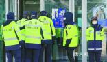 韓國醫生拒絕復工要求 首爾警方開展了首次調查行動