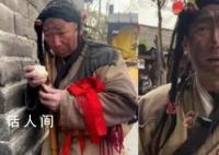 清園“頂流乞丐”月入上萬 當事人稱現(xiàn)在火得有點害怕