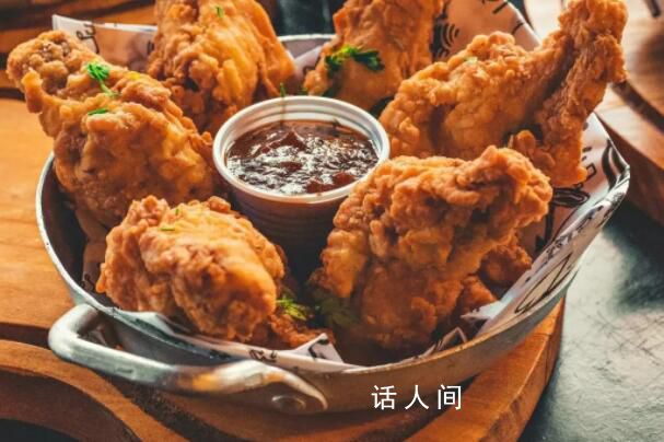 縣城的網(wǎng)紅炸雞月薪3萬都吃不起 韓式炸雞咋還這么火？