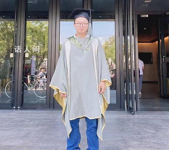 7年前考上央美的保安現(xiàn)狀 考上央美后險(xiǎn)些未能畢業(yè)