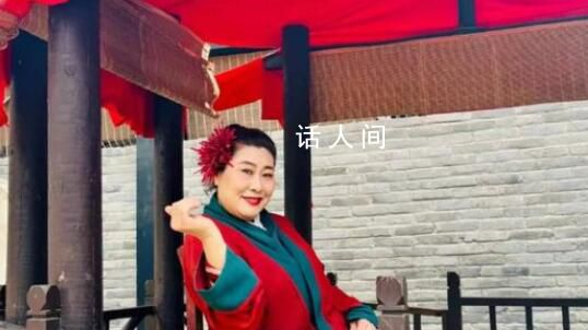 白巖松談王婆說媒爆火 有時愛也需要媒介